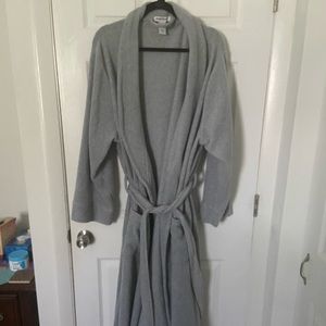 3X Dreams & Co. gray fleece robe 💤
